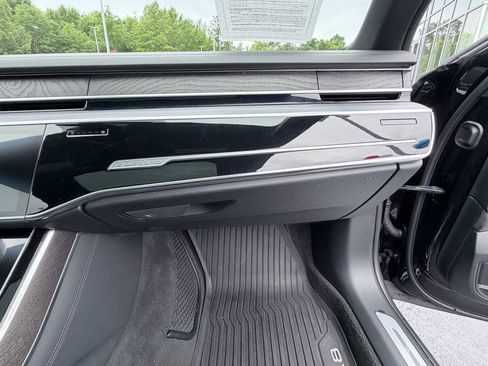 Used 2022 Audi A8 L 3.0T AWD/4WD image 19
