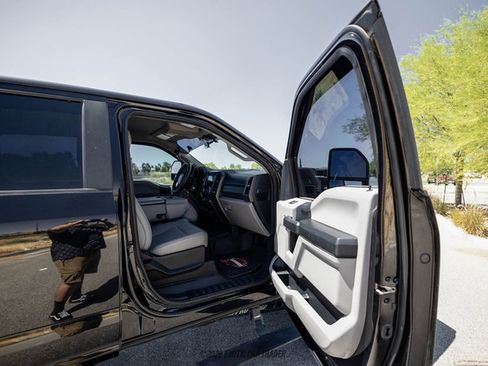 Used 2020 Ford F250 XL w/ Power Equipment Group AWD/4WD image 24