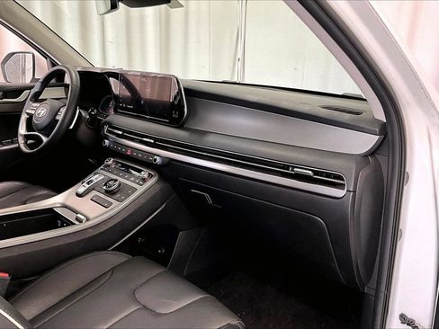 Used 2025 Hyundai Palisade SEL FWD image 28