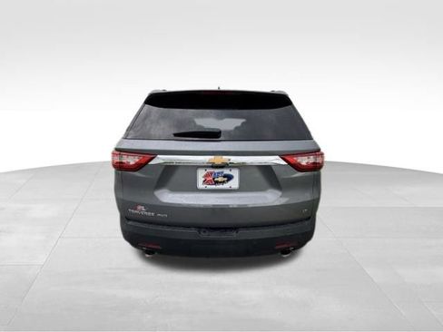 Certified 2021 Chevrolet Traverse LT w/ LT Premium Package AWD/4WD image 5
