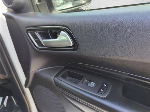 Used 2021 Dodge Durango SXT RWD image 29