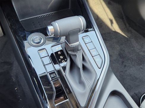 New 2026 Kia Niro EX image 12