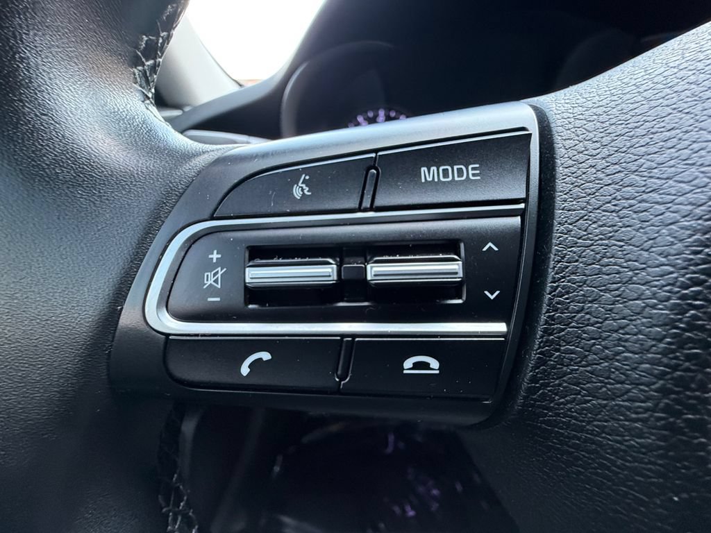 Used 2018 Kia Stinger AWD/4WD image 22