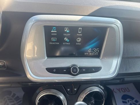 Used 2016 Chevrolet Camaro LT RWD image 23