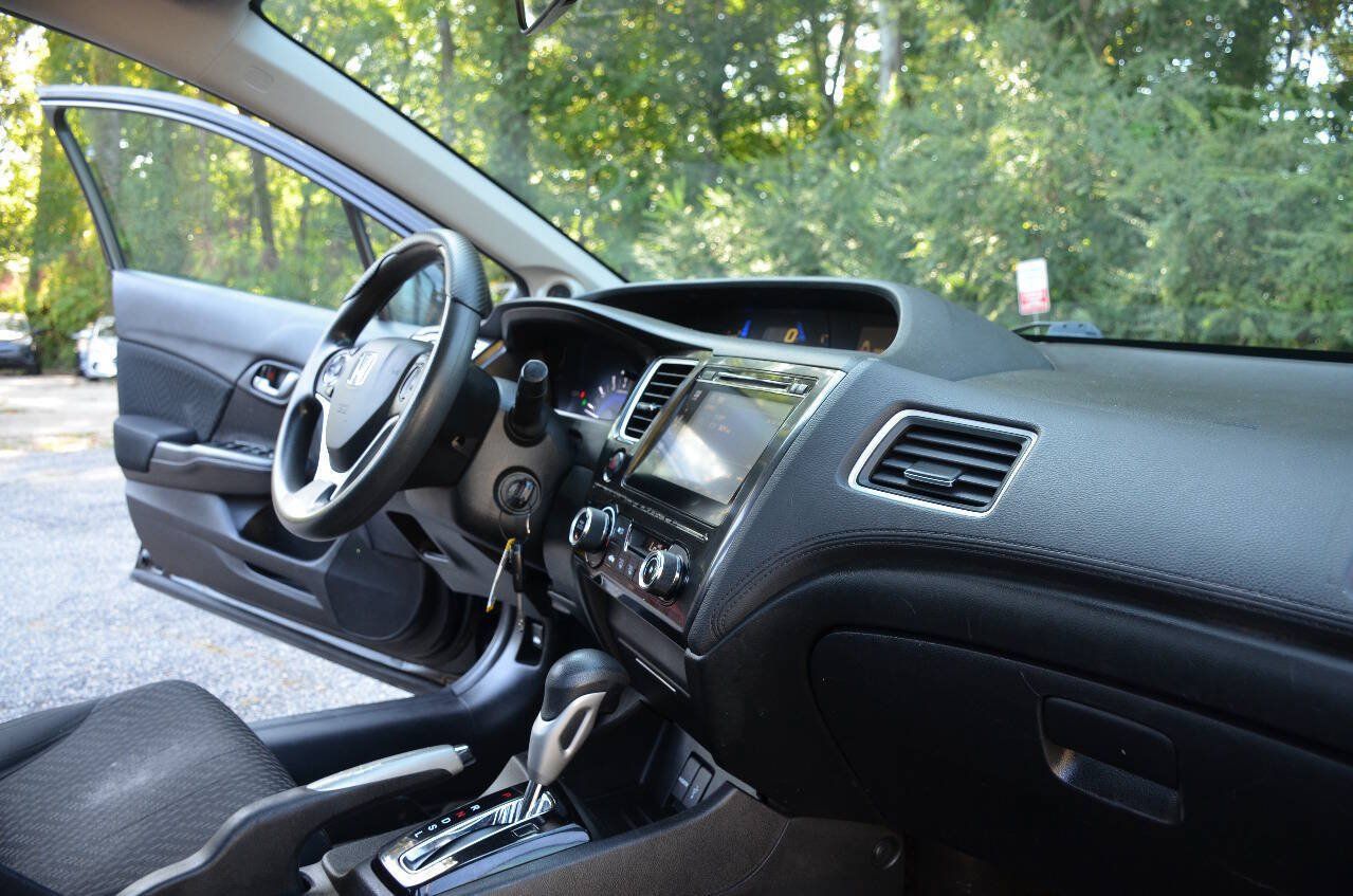 Used 2015 Honda Civic SE image 13