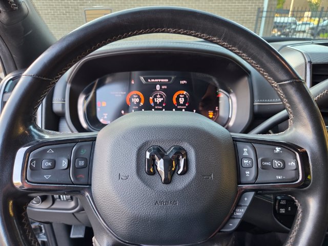 Used 2024 RAM 3500 Limited AWD/4WD image 21