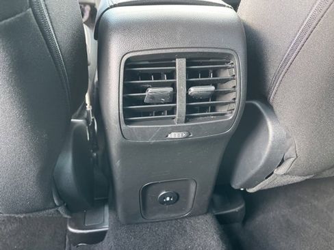 Used 2025 Ford Escape Active image 17