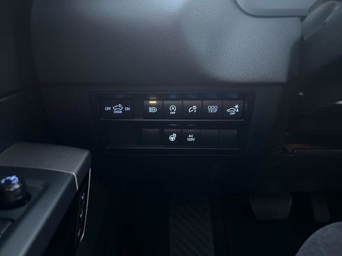 Used 2022 Toyota Tundra Limited image 23