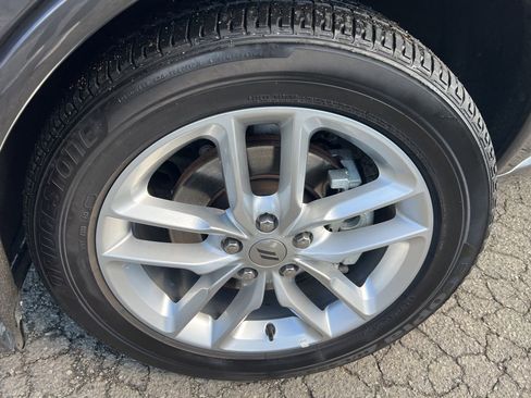 Used 2024 Dodge Durango GT image 11