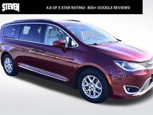 Used 2020 Chrysler Pacifica Touring-L image 6