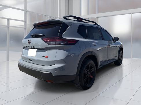 New 2026 Nissan Rogue SV image 5