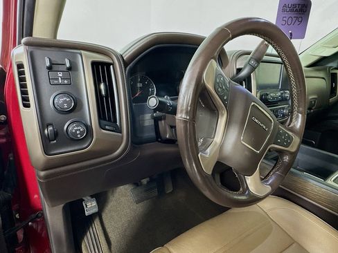 Used 2018 GMC Sierra 1500 Denali w/ Denali Ultimate Package AWD/4WD image 12