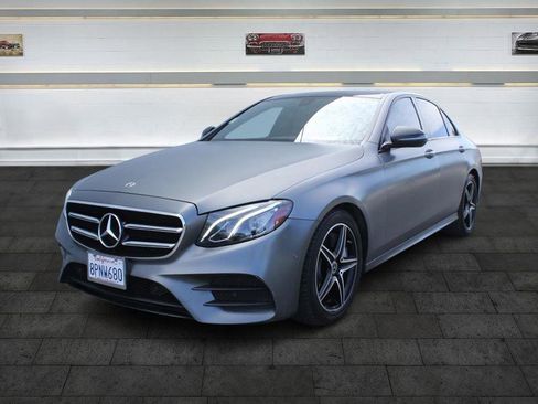 Used 2018 Mercedes-Benz E 300 image 3