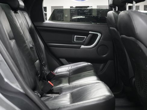 Used 2018 Land Rover Discovery Sport HSE AWD/4WD image 29
