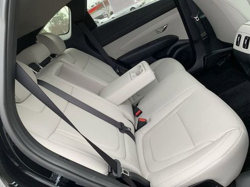Used 2025 Hyundai Tucson SEL image 12