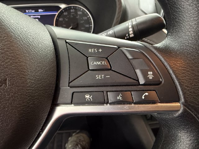 Used 2024 Nissan Sentra SV FWD image 11