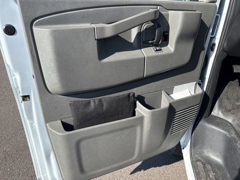 New 2025 Chevrolet Express 3500 w/ Power Convenience Package image 20