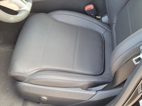 New 2026 Mercedes-Benz C 300 Sedan image 4