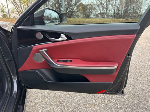 Used 2022 Kia Stinger GT-Line w/ Sun & Sound Package image 14