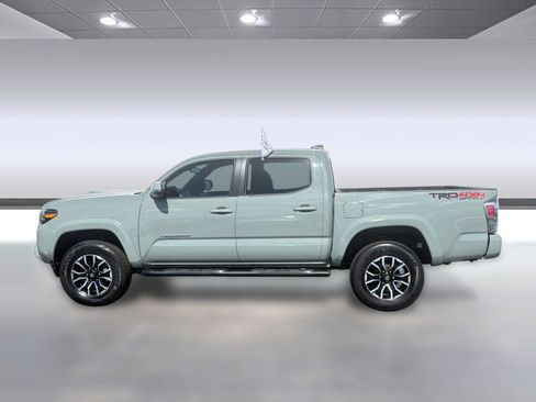Certified 2023 Toyota Tacoma TRD Sport w/ Technology Package AWD/4WD image 2