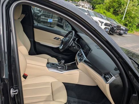 Used 2020 BMW 330i xDrive Sedan w/ Convenience Package AWD/4WD image 19