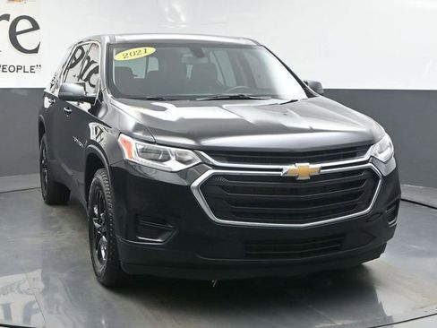 Used 2021 Chevrolet Traverse LS FWD image 52