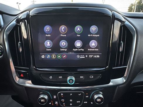 Used 2023 Chevrolet Traverse LT w/ LT Premium Package image 22