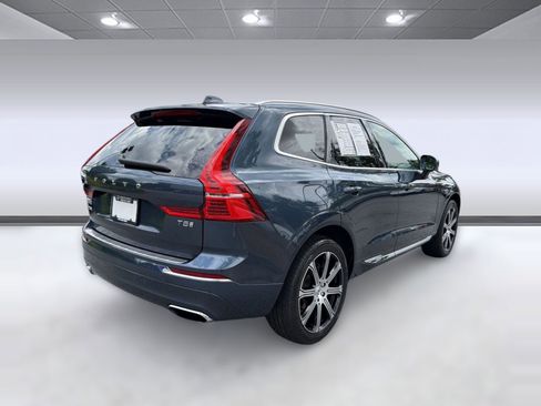 Used 2020 Volvo XC60 T5 Inscription w/ Protection Package FWD image 9