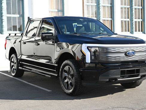 Used 2022 Ford F150 Lightning Lariat image 1