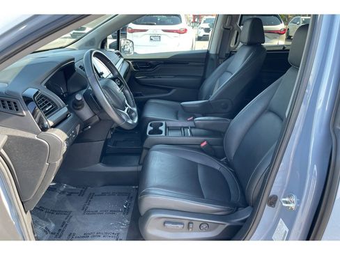 Certified 2024 Honda Odyssey Touring image 10
