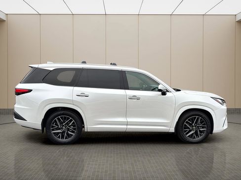 Used 2024 Lexus TX 350 350 Luxury image 6