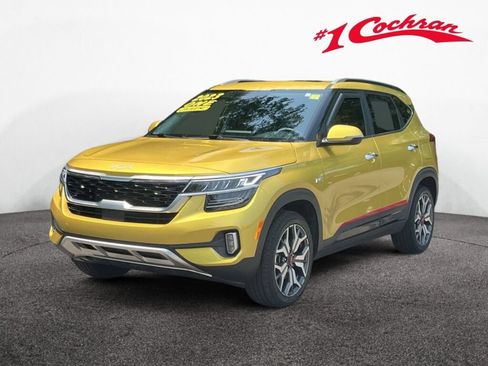 Used 2023 Kia Seltos SX w/ SX Sunroof Package AWD/4WD image 11