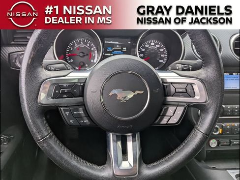 Used 2021 Ford Mustang Coupe image 19