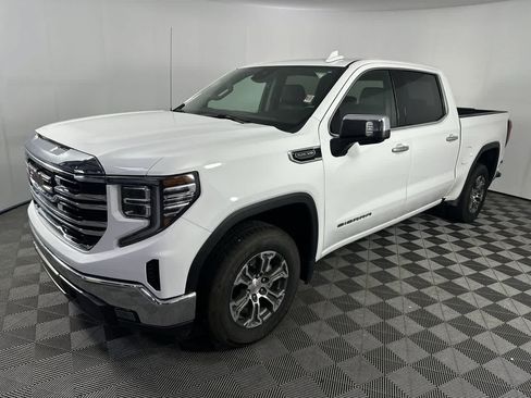 Used 2024 GMC Sierra 1500 SLT RWD image 24