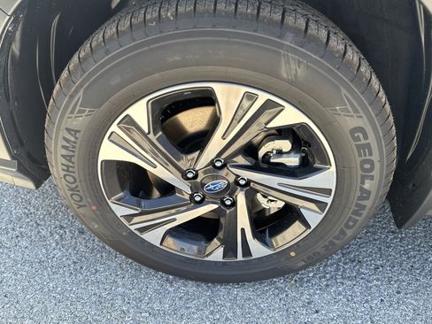 New 2026 Subaru Crosstrek 2.5i Premium AWD/4WD image 9