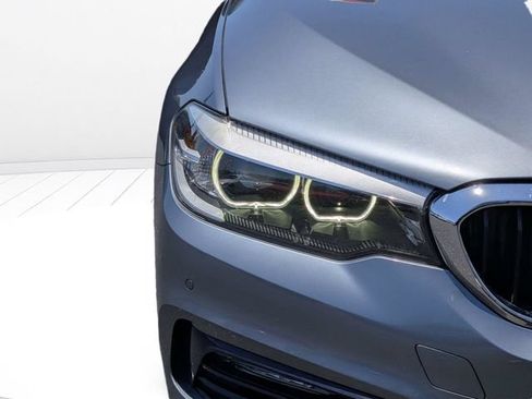 Used 2017 BMW 530i xDrive w/ Premium Package AWD/4WD image 9
