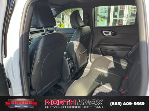 New 2026 Jeep Compass Latitude AWD/4WD image 15