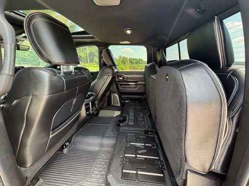 Used 2019 RAM 2500 Limited AWD/4WD image 16