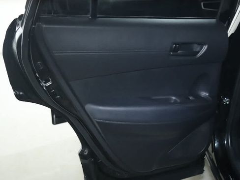 Used 2024 Toyota Corolla Cross LE w/ Moonroof Package AWD/4WD image 13