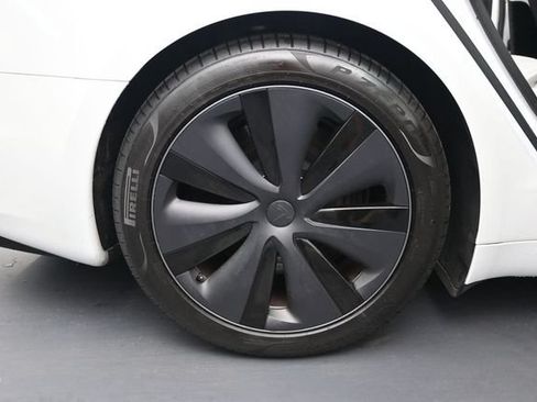 Used 2023 Tesla Model S Standard Range AWD/4WD image 38