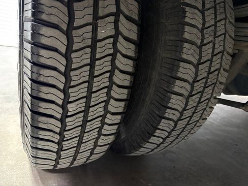 Used 2020 RAM 3500 Tradesman w/ Chrome Appearance Group image 36