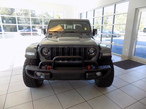 Certified 2024 Jeep Gladiator Rubicon image 2