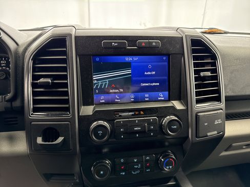 Used 2020 Ford F150 XLT w/ Equipment Group 302A Luxury image 10