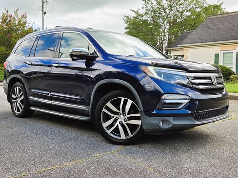 Used 2016 Honda Pilot Touring image 6