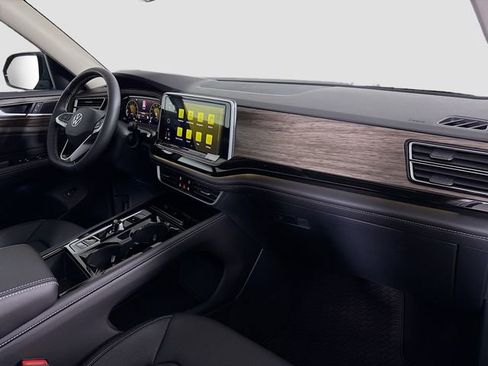 New 2026 Volkswagen Atlas SEL image 30