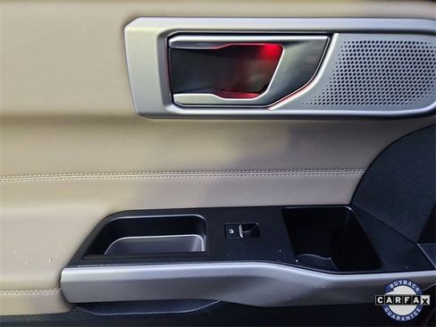 Certified 2023 Ford Explorer Limited w/ Limited Technology Package image 27
