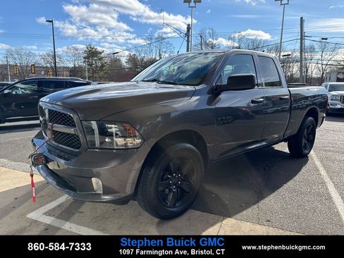 Used 2019 RAM 1500 Express w/ Express Value Package image 3