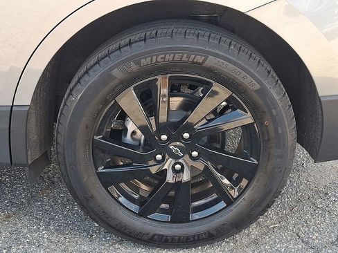 Used 2023 Chevrolet Equinox LS w/ LS Convenience Package FWD image 10