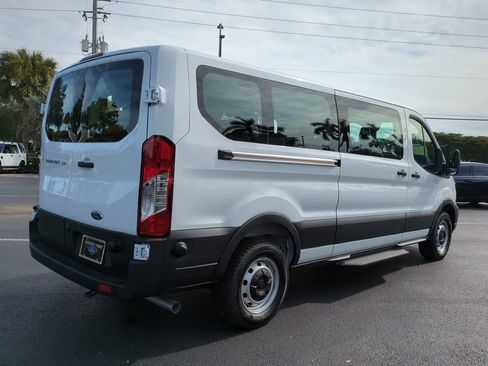 New 2025 Ford Transit 350 XL image 4