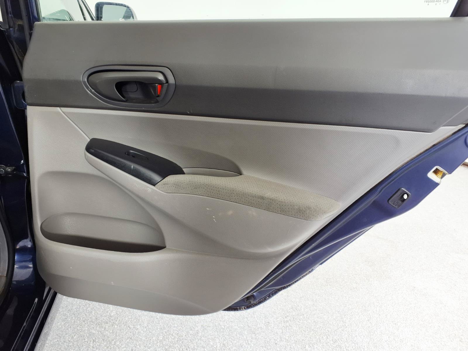 Used 2011 Honda Civic DX-VP image 7
